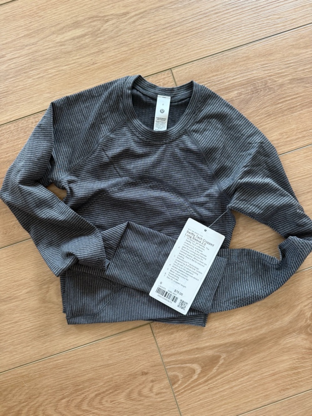 lululemon Long Sleeve Crop Top in Charcoal Gray